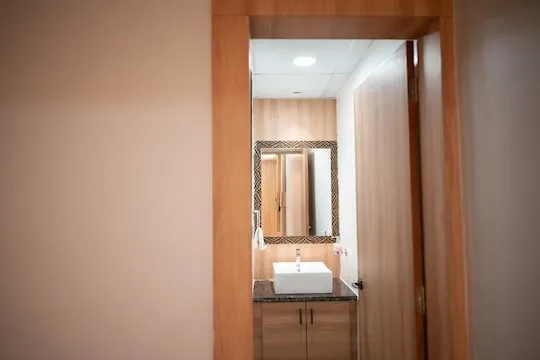 Luxury Suite Layout #27
